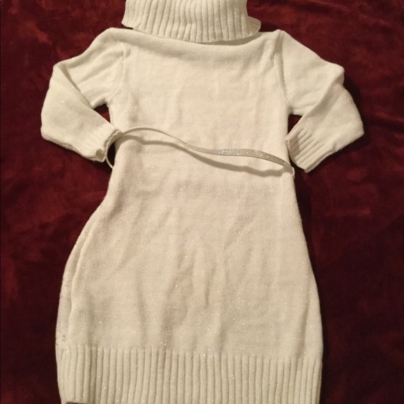 IZ Byer girl turtleneck - Picture 5 of 5